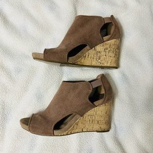 Women’s Life Stride wedges size 8.5